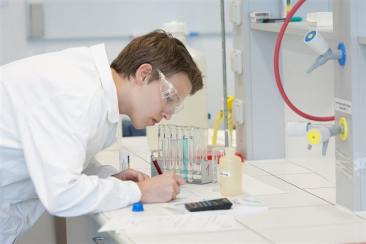 Naši žáci ve finále Mladého chemika ČR