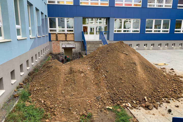 Rekonstrukce na ZŠ Heyrovského