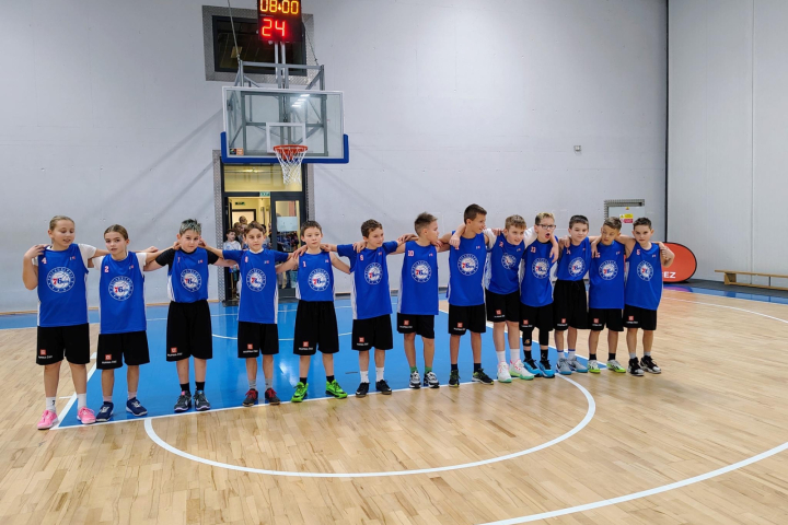Žáci ZŠ Heyrovského se zúčastnili finálového turnaje Jr. NBA