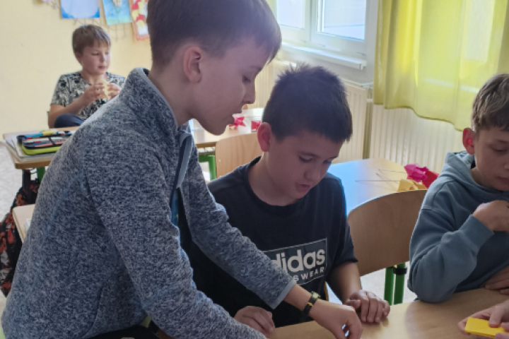 Den matek plný lásky a barev v 5. B