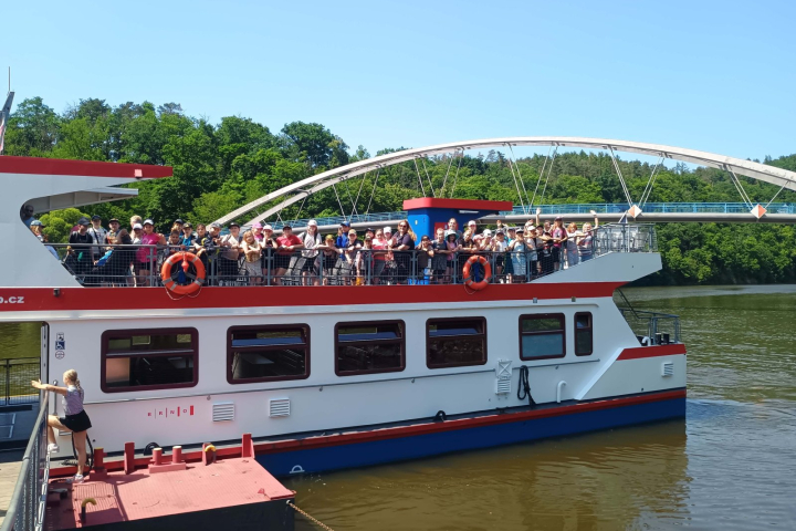 Výlet 3. a 4. E do ZOO Brno a plavba lodí