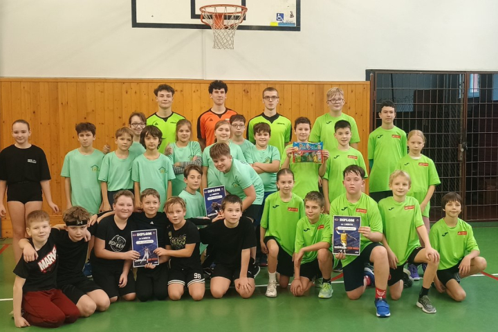 Meziškolní turnaj v basketballu